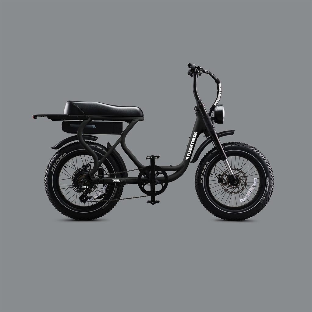 Flight Risk - FR303 – The Street - Black